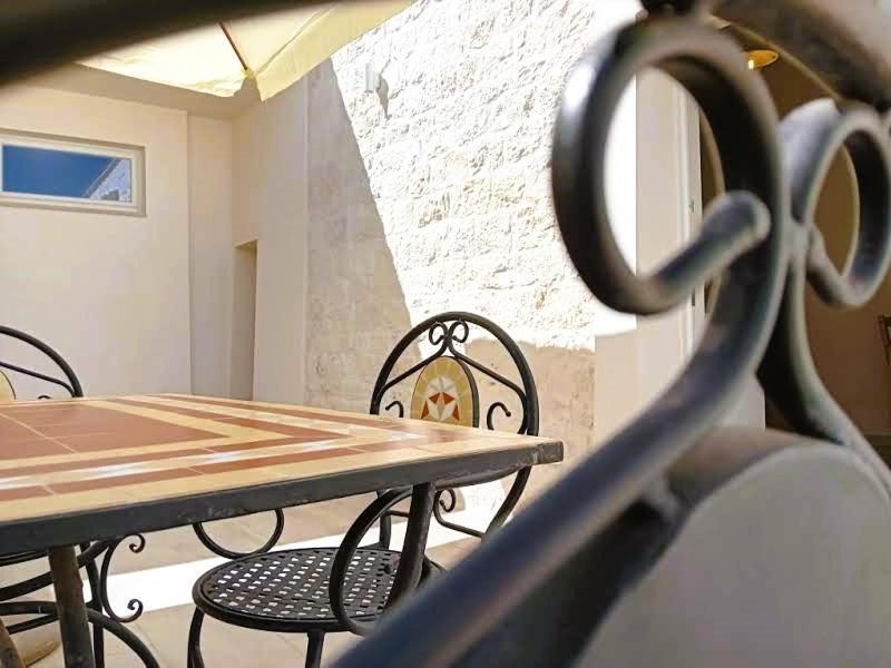 Отель Pietra Di Puglia Монополи Экстерьер фото