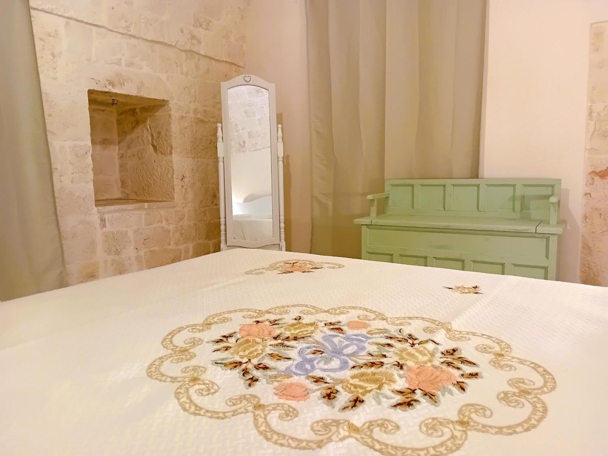 Отель Pietra Di Puglia Монополи Экстерьер фото
